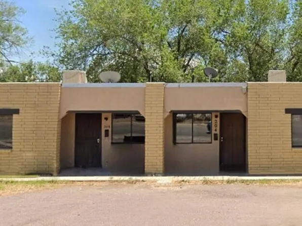 204 & 206 Otero Ave W, Socorro, NM 87801