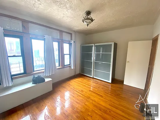 Rented by Highline Residential | media 6