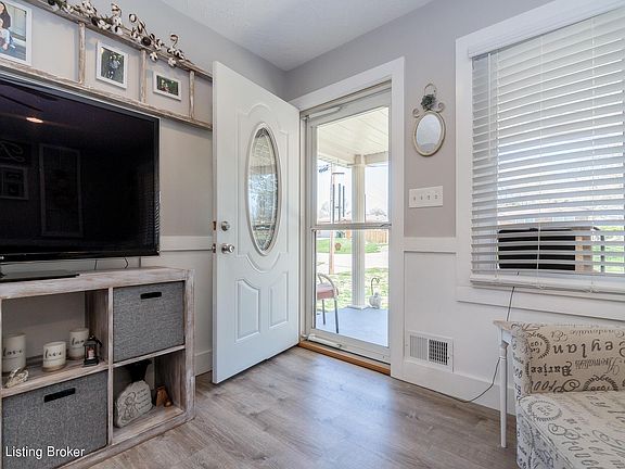 4th image of 7604 Connie Dr