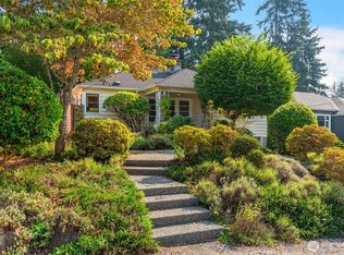 10422 20th Ave NE, Seattle, WA 98125