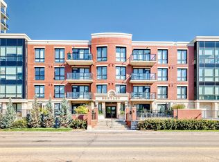 11710 87th Ave NW #205, Edmonton, AB T6G0Y3