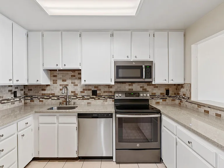 218 Tilton Ave #106 — Photo 5