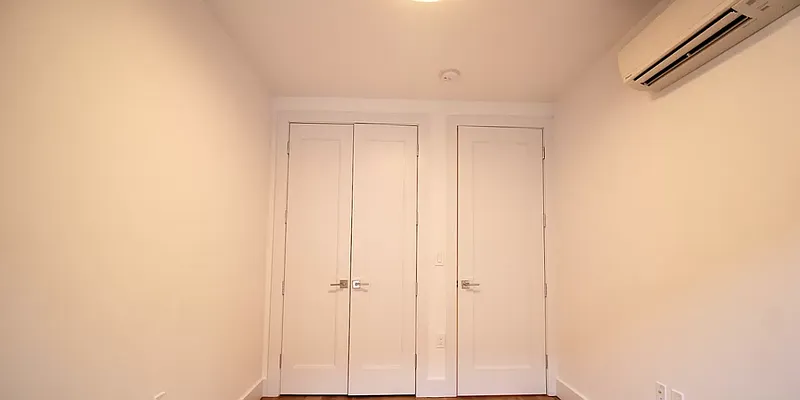 Rented by Loom Capital Group Inc. | media 29