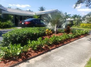 2050 NE 62nd St, Fort Lauderdale, FL 33308