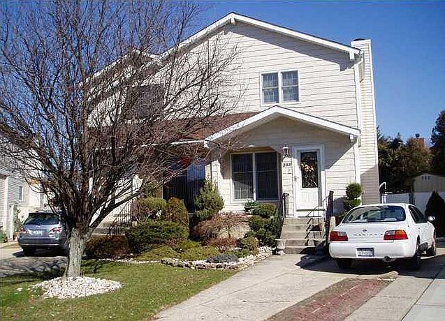 1st image of 333 Klondike Ave