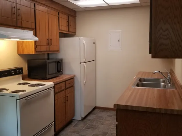 1504 Clearwater Rd APT 2, Saint Cloud, MN 56301