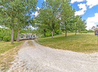 18571 S Alma Ct, Hartsburg, MO 65039