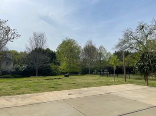 10015 Community House Rd, Charlotte, NC 28277