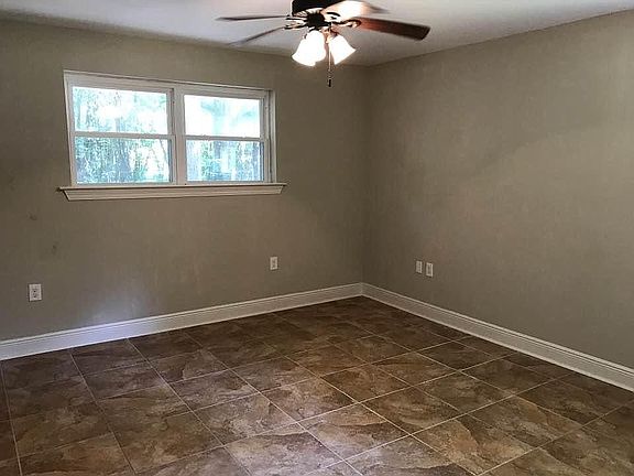 5th image of 29210 Magnolia Dr