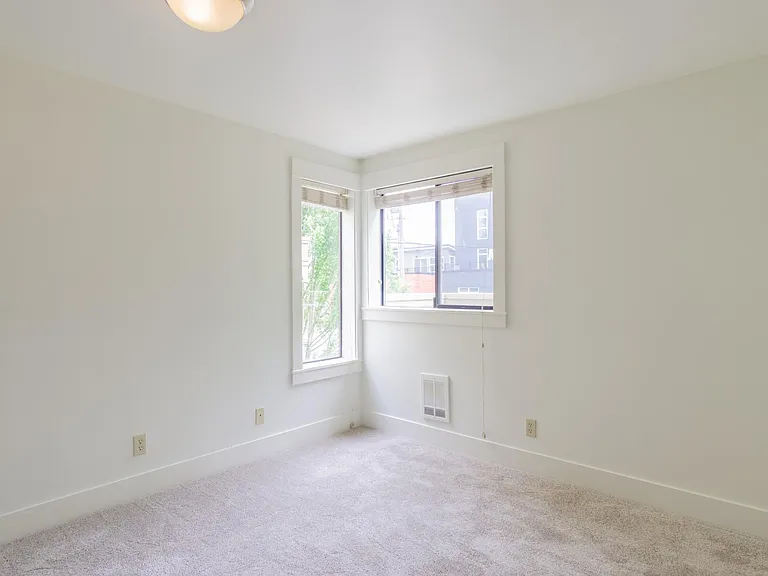 3401 Wallingford Ave N — Photo 19