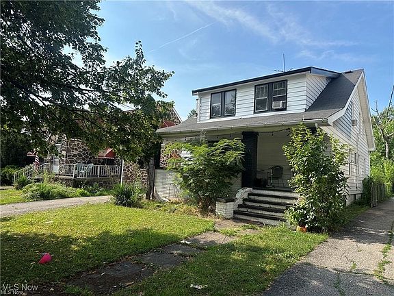 2nd image of 8115 Bancroft Ave