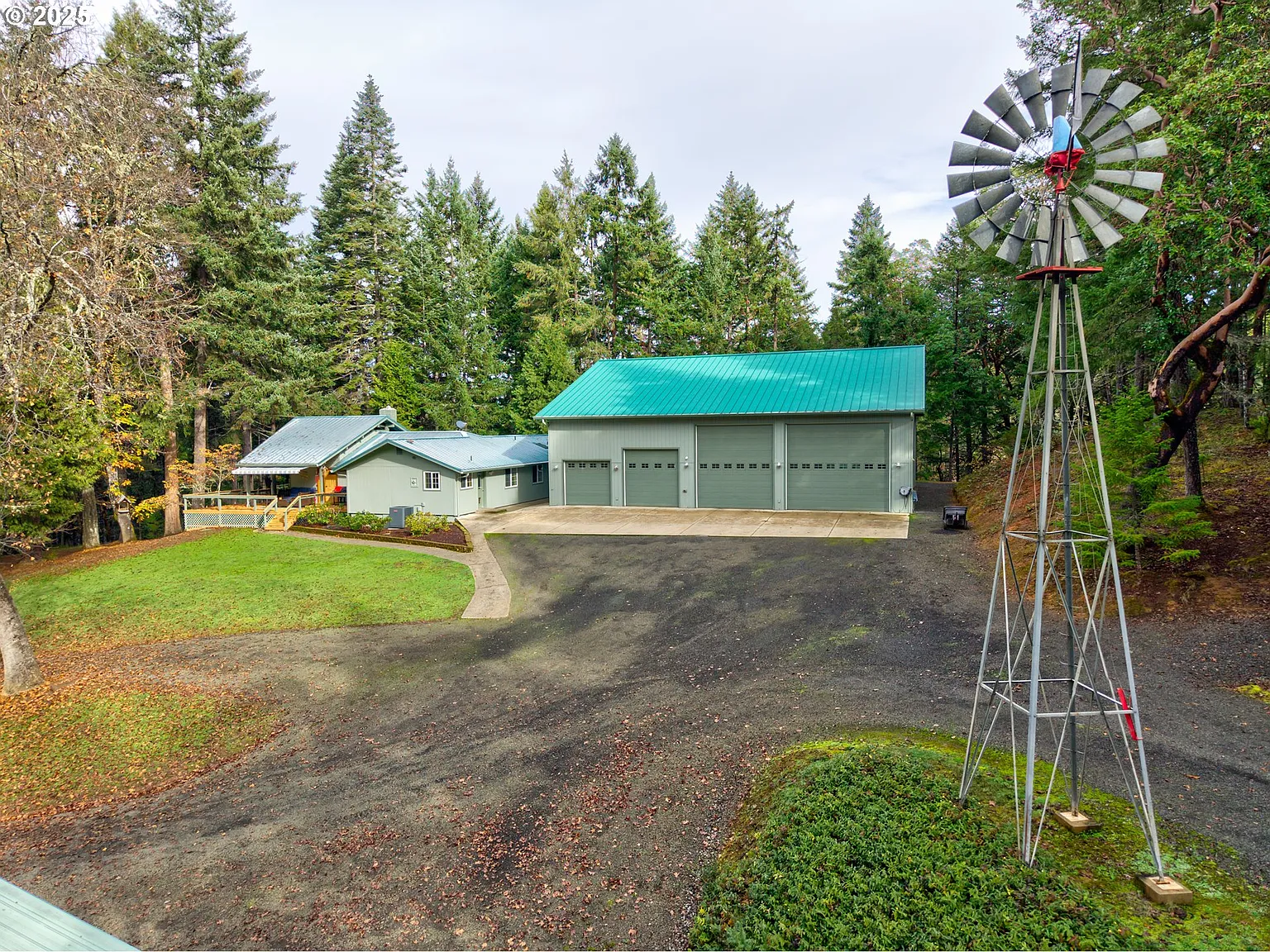 894 Colwell Hill Ln photo 1