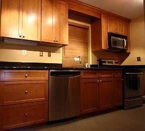 4th image of 3664 Franklin Ave #7