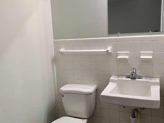 5th image of 3700-3730 Taliwa Gardens Dr SE #3712