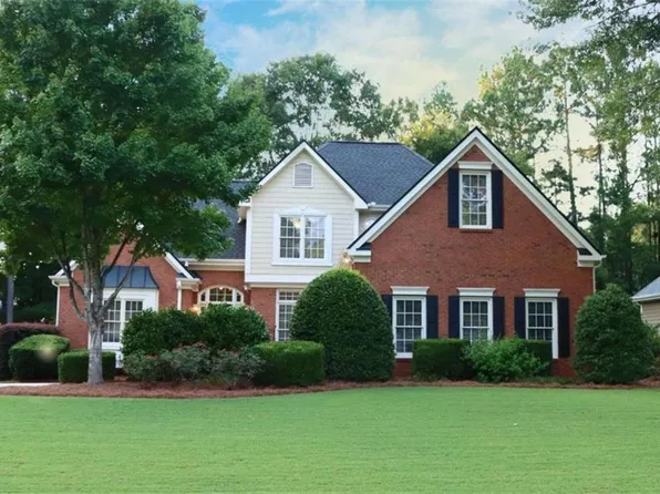 8384 Fairway Dr, Covington, GA 30014