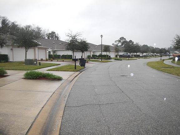 3rd image of 1647 Areca Palm Dr