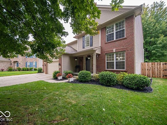 3rd image of 11979 Sellerton Dr