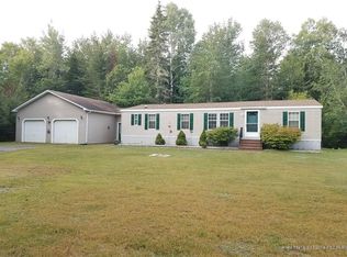26 Hackett Rd, Winterport, ME 04496