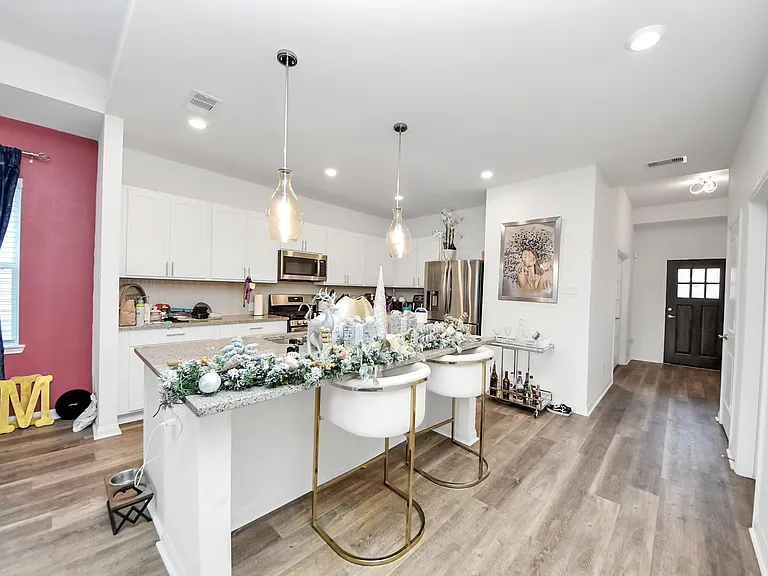 9447 Klein Ln — Photo 15