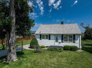 84 Allview Dr SW, Cedar Rapids, IA 52404