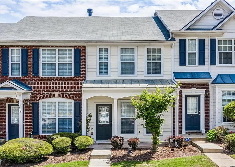 3285 Hidden Cove Cir