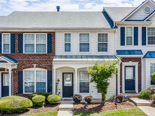 3285 Hidden Cove Cir, Peachtree Corners, GA 30092