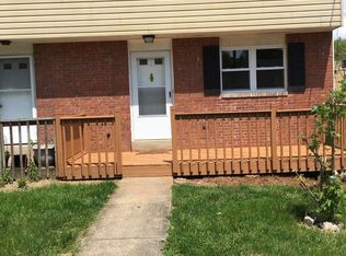 9 Manorfield Cir, Delmont, PA