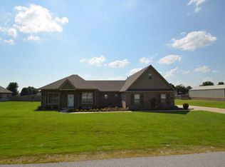 253 Fredonia St, Springdale, AR 72762