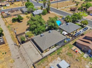 110 E 2nd St, Hanford, CA 93230