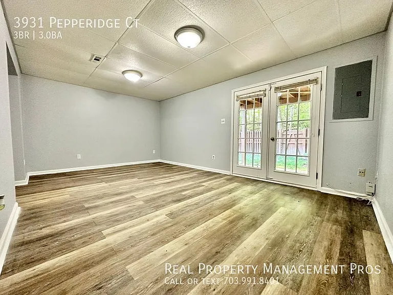 3931 Pepperidge Ct — Photo 34