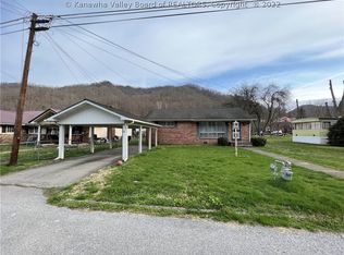 231 Bailey Rd, Mallory, WV 25634