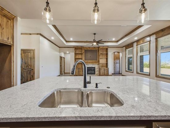 981 County Street 2984, Blanchard, OK 73010