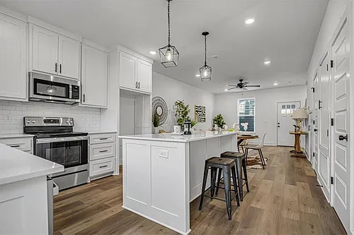 743 S Washington Ave. Photo 1