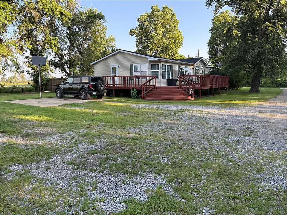 1st image of 23991 Floyd Moore Rd