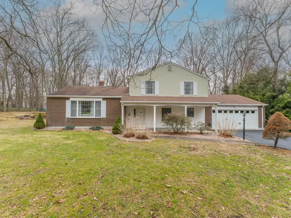 80 Sherwood Lane, Norwich, CT 06360