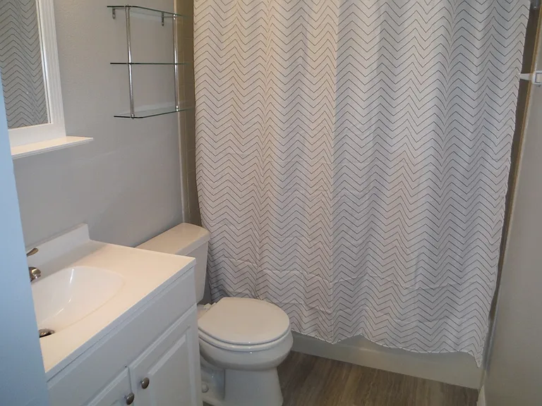 3035 Sir Hamilton Cir — Photo 16