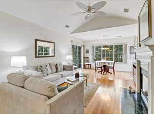 30 Valencia Rd APT 10B, Hilton Head Island, SC 29928