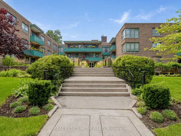 30 Elm Ave #309, Toronto, ON M4W 1N5