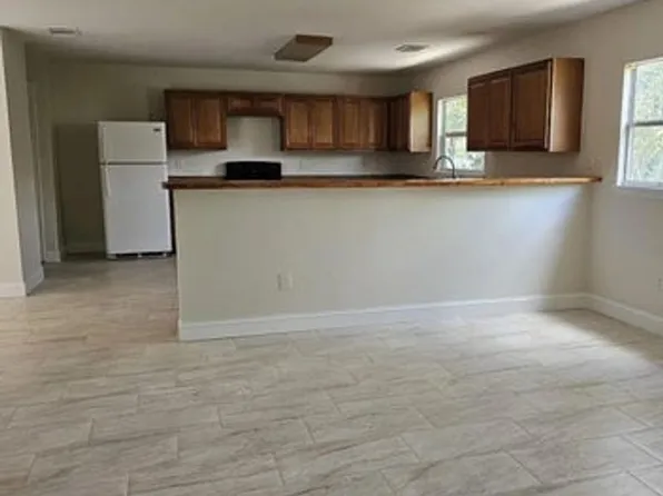 2013 SE Dock St, West Palm Beach, FL 33401