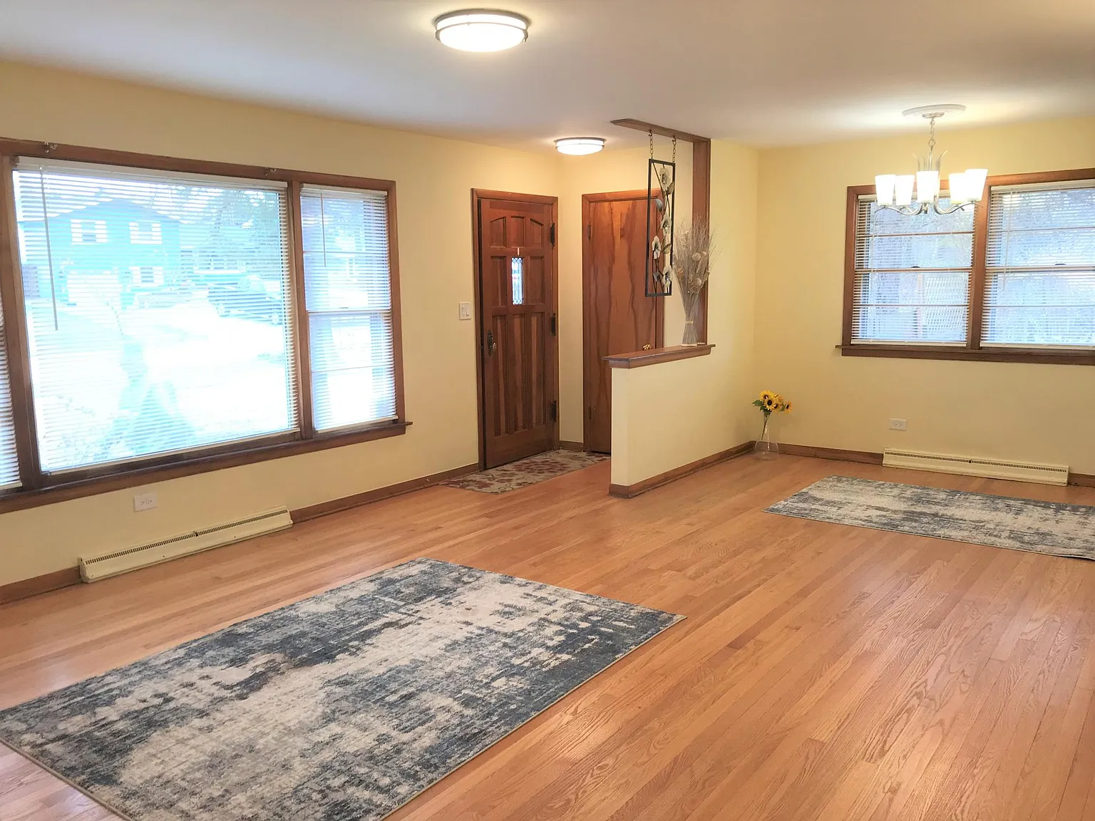 3 bed, $3,395 — Photo 3