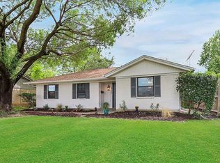 2926 Fyke Rd, Farmers Branch, TX 75234