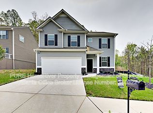 138 Foggy Creek Ln, Hiram, GA 30141
