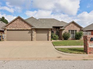 9013 NW 92nd St, Yukon, OK 73099