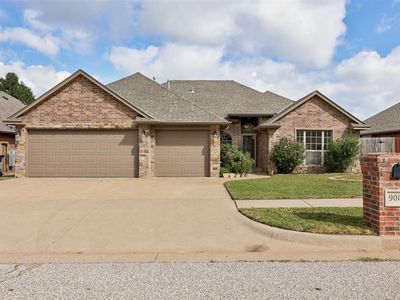 9013 NW 92nd St, Yukon, OK, 73099