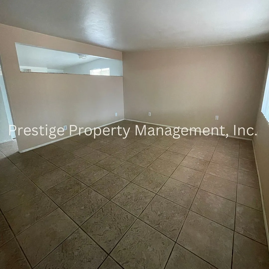 2133 — Photo 3