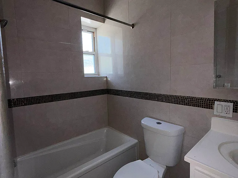 200 Linden Blvd #3C — Photo 9