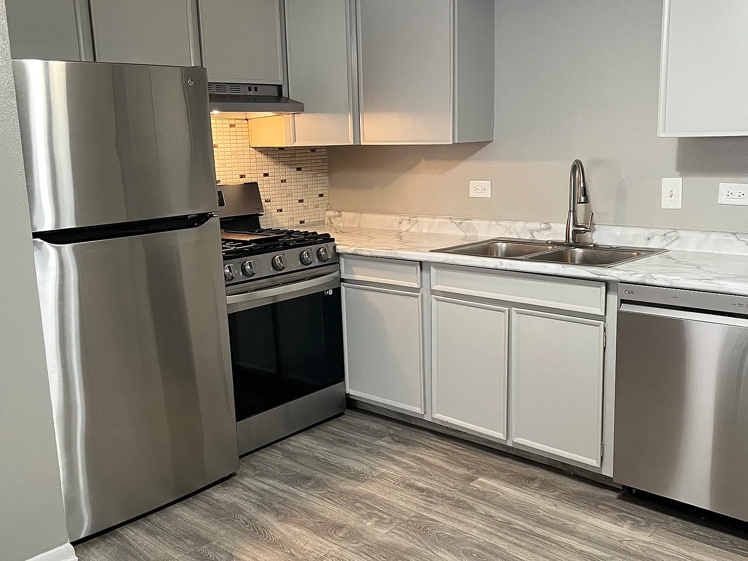 2 bed, $1,700 — Photo 1