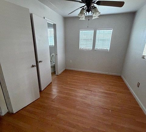5th image of 707 W Houston Ave