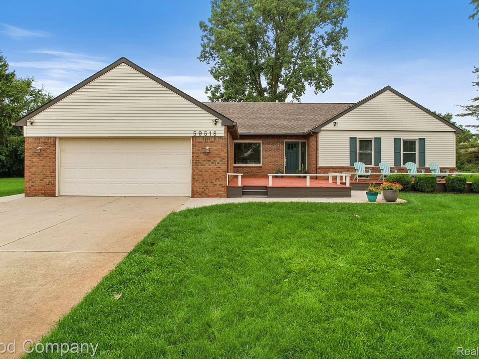 1st image of 59518 Sunridge Dr
