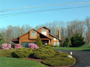 2615 Bellview Rd, Schnecksville, PA 18078